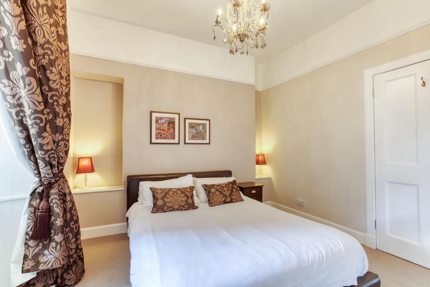 West Port - 2Br In The Heart Of The Old Town Just Off The Grassmarket Эдинбург Экстерьер фото